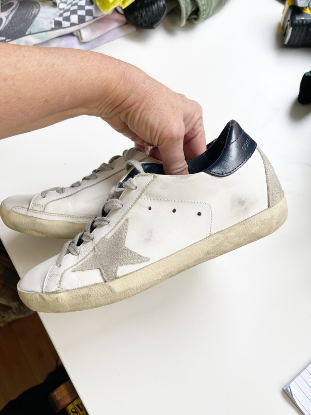 Golden Goose Superstar White Leather Sneaker with Grey Star - Picture 13 of 15